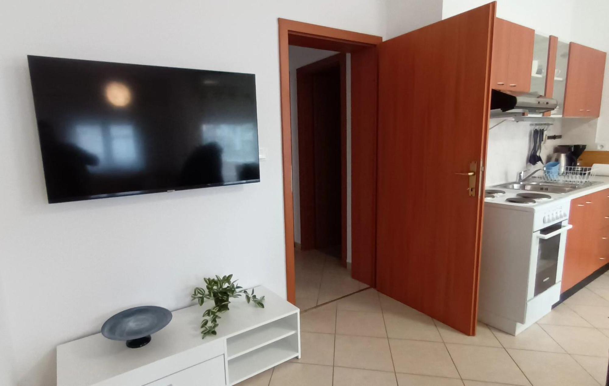 Apartman Sandra -Private Parking And Garden Задар Экстерьер фото